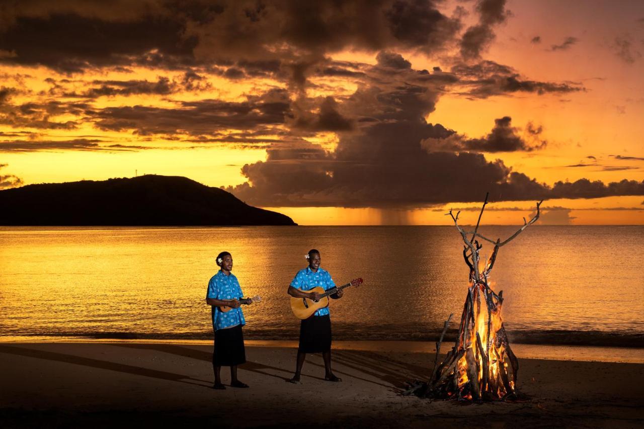 Oarsman'S Bay Lodge Naisisili 外观 照片